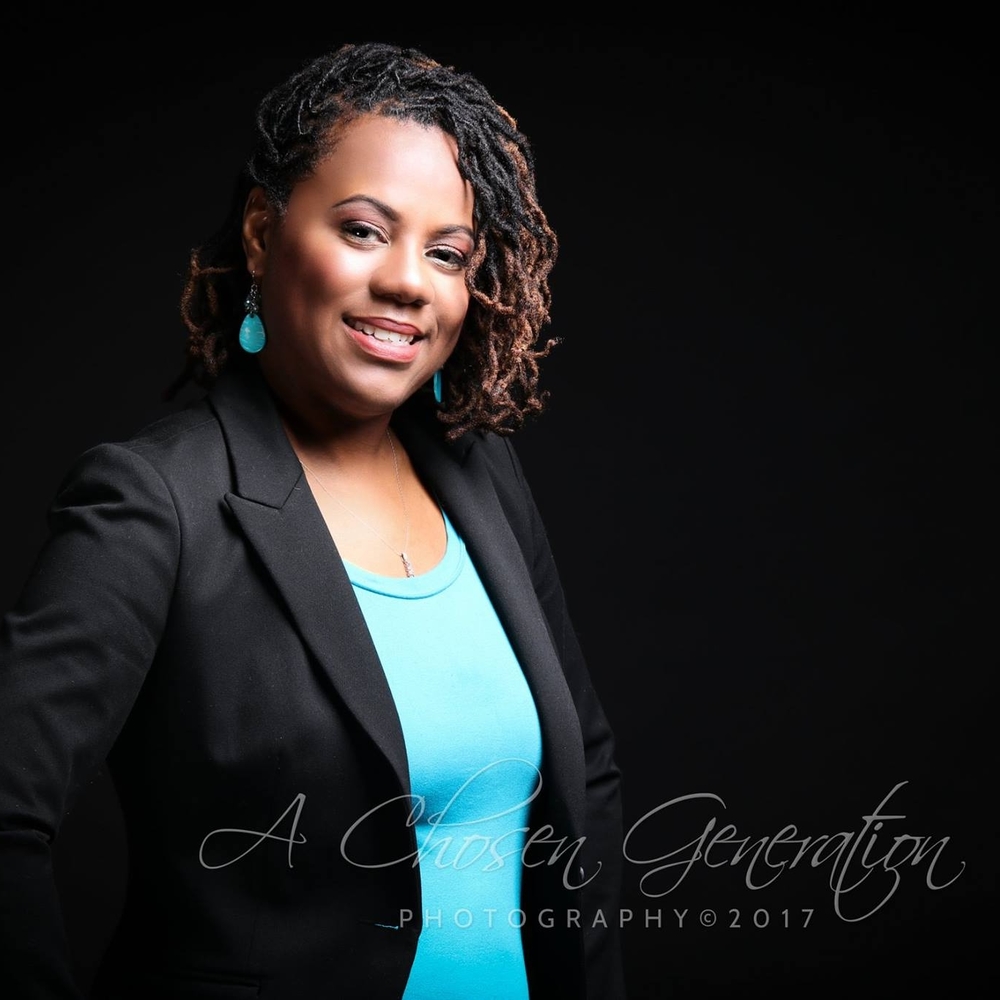 Meet your Posher, Tikia